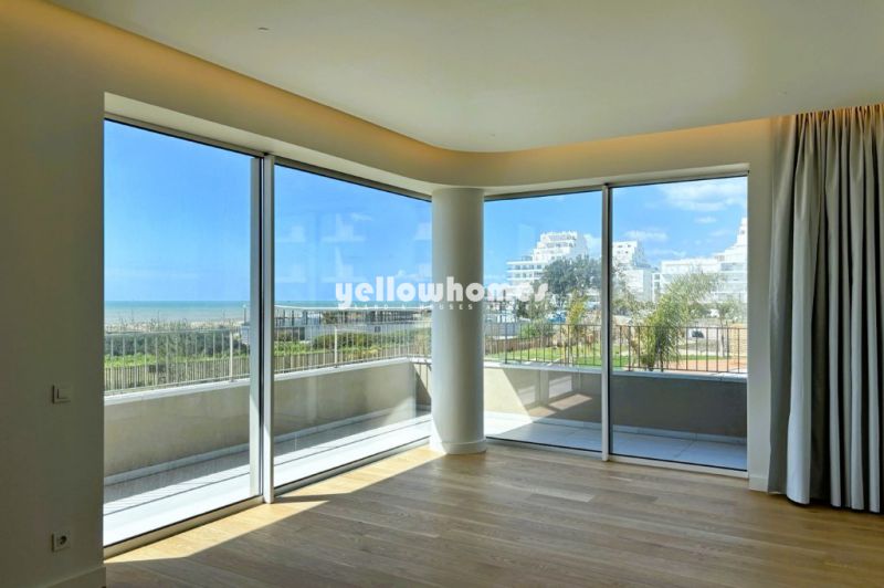 Apartamento T2 de Luxo com Vista mar em Quarteira